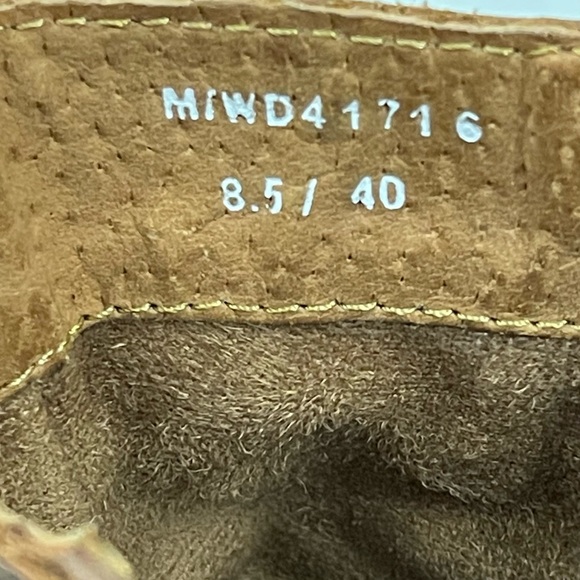 Born Galene Brown Leather Heel Ankle Boots - Picture 11 of 12